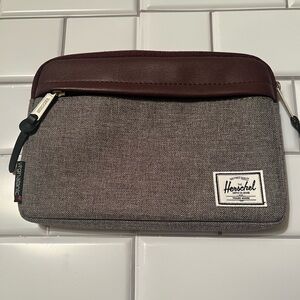 Herschel Supply Company grey and brown travel bag